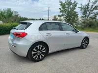 Usado Mercedes A200 150 CV (110 kW) 2021 Gris / plata Berlina
