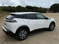 Usado Peugeot 2008 Active 100 HP (73 kW) 2021 Branco SUV