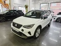 Usado Seat Arona FR 115 CV (84 kW) 2024 Blanco SUV