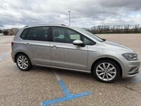 Usado VW Golf Sportsvan Advance 130 CV (95 kW) 2018 Gris / plata Monovolumen