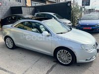Usado VW Eos 150 CV (110 kW) 2008 Gris / plata Descapotable