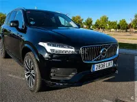 Usado Volvo XC90 Momentum 235 CV (172 kW) 2021 Negro SUV