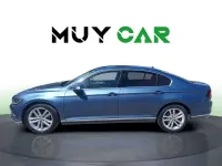 Usado VW Passat Sport 150 CV (110 kW) 2017 Azul Berlina