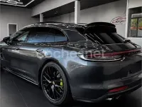 Usado Porsche Panamera Sport Turismo 462 CV (339 kW) 2023 Gris / plata Utilitario