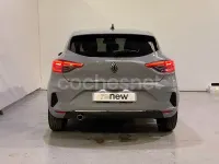 Usado Renault Clio V Techno 100 CV (73 kW) 2025 Gris / plata Berlina