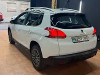 Usado Peugeot 2008 Active 82 CV (60 kW) 2016 Blanco SUV
