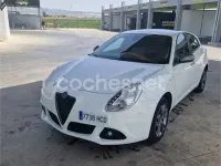 Usado Alfa Romeo Giulietta Distinctive 120 CV (88 kW) 2011 Blanco Utilitario