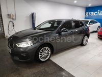 Usado BMW 118 136 CV (100 kW) 2020 Gris / plata Utilitario