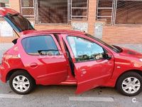 Usado Peugeot 206+ 75 CV (55 kW) 2011 Rojo Utilitario