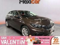 Usado Fiat Tipo Easy 95 CV (69 kW) 2018 Marrón Berlina