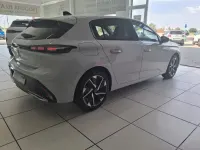 Usado Peugeot 308 Allure 130 CV (95 kW) 2024 Otro Berlina