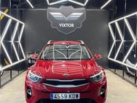 Usado Kia Stonic 120 CV (88 kW) 2018 Rojo SUV