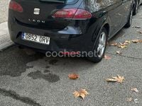 Usado Seat Leon Reference 105 CV (77 kW) 2006 Negro Berlina