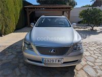 Usado Lexus LS600h Luxury Line 445 CV (327 kW) 2008 Gris / plata Berlina