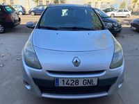 Usado Renault Clio II Campus 86 CV (63 kW) 2008 Gris / plata Berlina