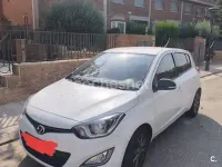 Usado Hyundai i20 85 CV (62 kW) 2013 Blanco Utilitario
