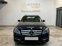 Usado Mercedes C220 170 CV (125 kW) 2010 Azul Familiar