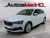 Usado Skoda Scala 110 CV (80 kW) 2023 Blanco Utilitario