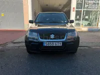 Usado Suzuki Grand Vitara 129 CV (94 kW) 2010 Negro SUV