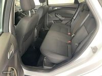 Usado Ford Focus Trend 125 CV (91 kW) 2015 Blanco Berlina