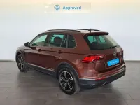 Usado VW Tiguan Life 150 CV (110 kW) 2023 Marrón SUV