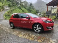 Usado Peugeot 308 Allure 120 CV (88 kW) 2016 Rojo Berlina