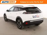 Usado Peugeot 2008 Allure 101 CV (74 kW) 2022 Blanco SUV
