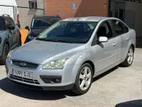 Usado Ford Focus Sport 145 CV (106 kW) 2005 Gris / plata Berlina