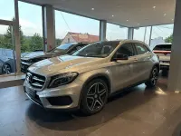 Usado Mercedes GLA220 AMG line 177 CV (130 kW) 2016 Gris / plata SUV