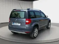 Usado Skoda Yeti Ambition 140 CV (102 kW) 2009 Gris / plata SUV