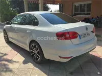 Usado VW Jetta Sport 105 CV (77 kW) 2011 Blanco Berlina
