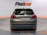 Usado Peugeot 2008 Allure 110 CV (80 kW) 2018 Gris SUV