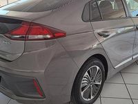Usado Hyundai Ioniq Style 141 CV (103 kW) 2021 Gris oscuro Utilitario