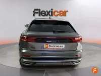 Usado Audi Q8 286 CV (210 kW) 2019 Gris SUV