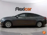 Usado Ford Mondeo Trend 188 CV (138 kW) 2021 Gris Berlina