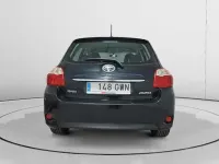 Usado Toyota Auris Active 126 CV (92 kW) 2010 Negro Utilitario