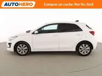 Usado Kia Rio 101 CV (74 kW) 2022 Blanco Berlina