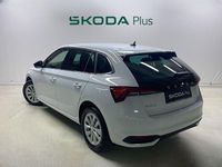 Usado Skoda Scala Selection 115 CV (84 kW) 2024 Blanco Utilitario
