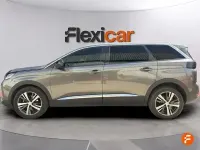 Usado Peugeot 5008 Allure 130 CV (95 kW) 2023 Gris SUV