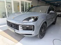 Usado Porsche Cayenne 470 CV (345 kW) 2024 Gris / plata SUV