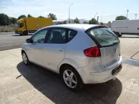 Usado Seat Altea Reference 105 CV (77 kW) 2011 Gris Monovolumen