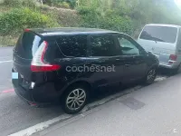 Usado Renault Scénic III Dynamique 130 CV (95 kW) 2013 Negro Monovolumen