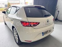 Usado Seat Leon Style 110 CV (80 kW) 2016 Blanco Berlina