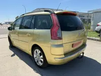 Usado Citroën Grand C4 Picasso Exclusive 138 CV (101 kW) 2008 Beige Monovolumen