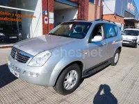 Usado SsangYong Rexton 165 CV (121 kW) 2005 Gris / plata SUV