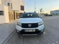 Usado Dacia Sandero Stepway 90 CV (66 kW) 2015 Blanco Berlina