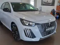 Nuevo Peugeot 208 Allure 110 CV (80 kW) 2025 Blanco Utilitario