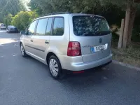 Usado VW Touran 105 CV (77 kW) 2008 Gris Monovolumen