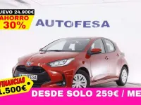 Usado Toyota Yaris Hybrid Active 116 CV (85 kW) 2023 Rojo Berlina