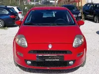 Usado Fiat Punto Easy 77 CV (56 kW) 2014 Rojo Utilitario